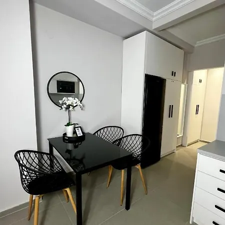 Agia Sofia Noir Apartman Szaloniki